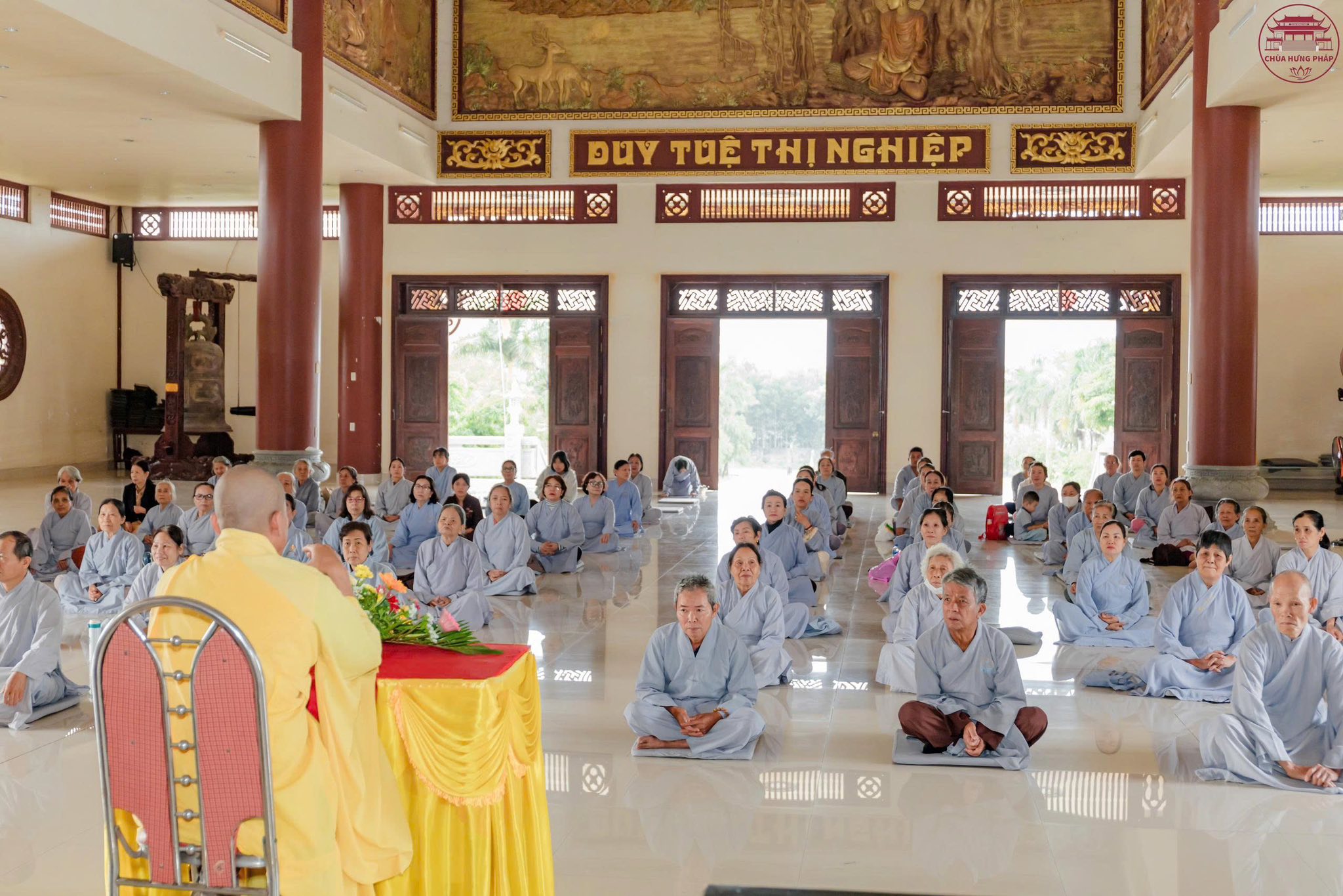 Tích Lũy Công Đức và Phước Báu